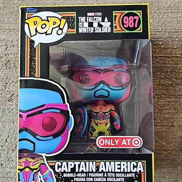 Funko 987 Captain America - Picture 2 of 3